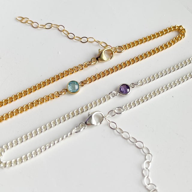 Red giraffe jewelry discount